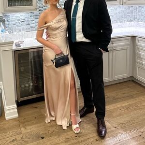 Off-Shoulder Satin MOH/Bridesmaid Dress